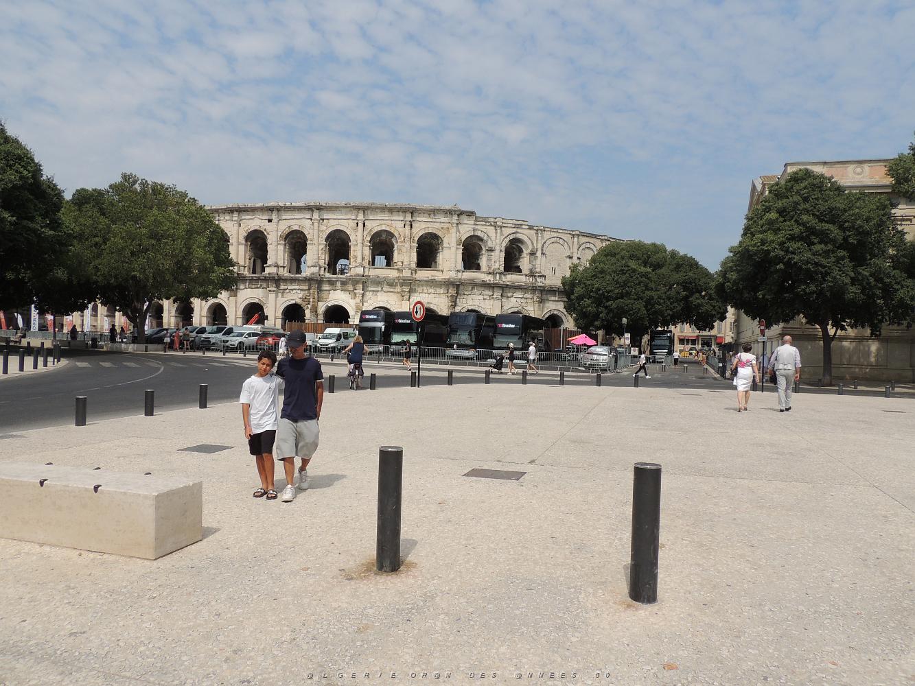 2022 07 UN AIR DE VACANCES LE 22 NIMES (16).JPG -           